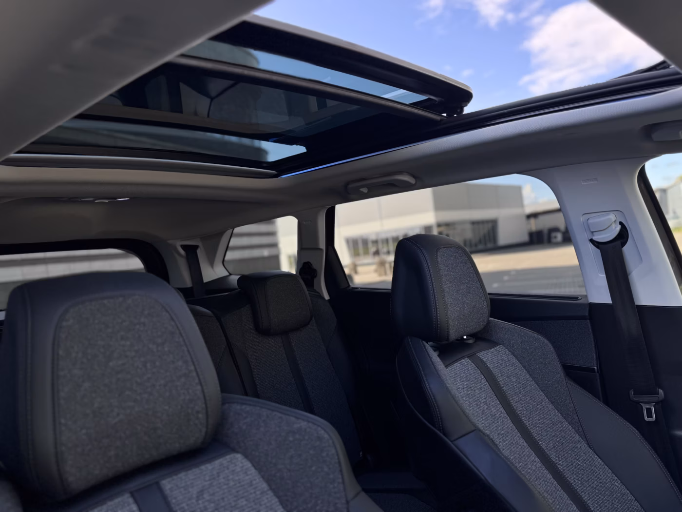 Peugeot 5008 фото 27