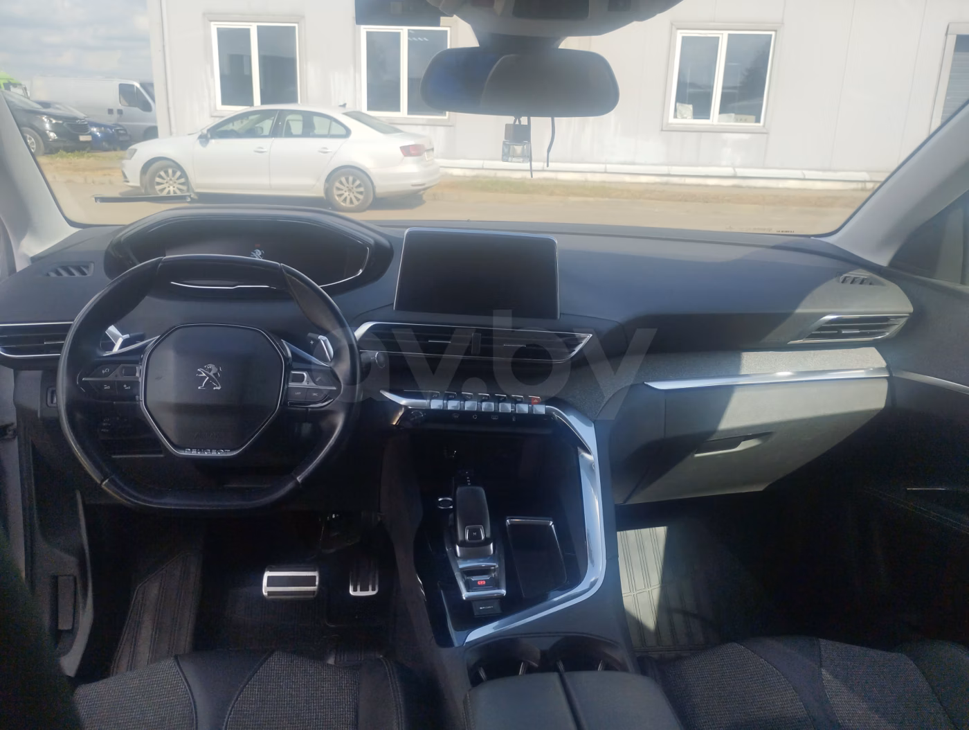 Peugeot 5008 фото 11