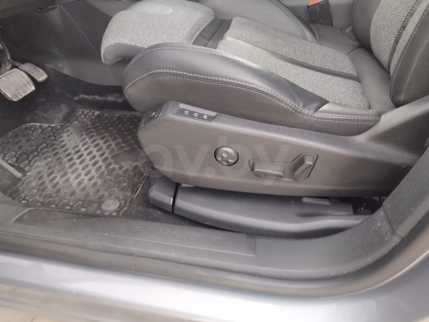 Peugeot 3008 фото 15