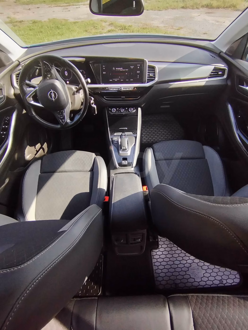 Opel Grandland X фото 10