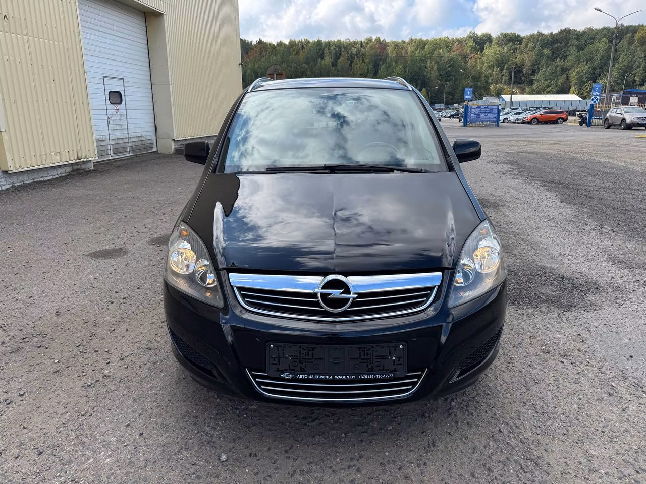Opel Zafira фото 2