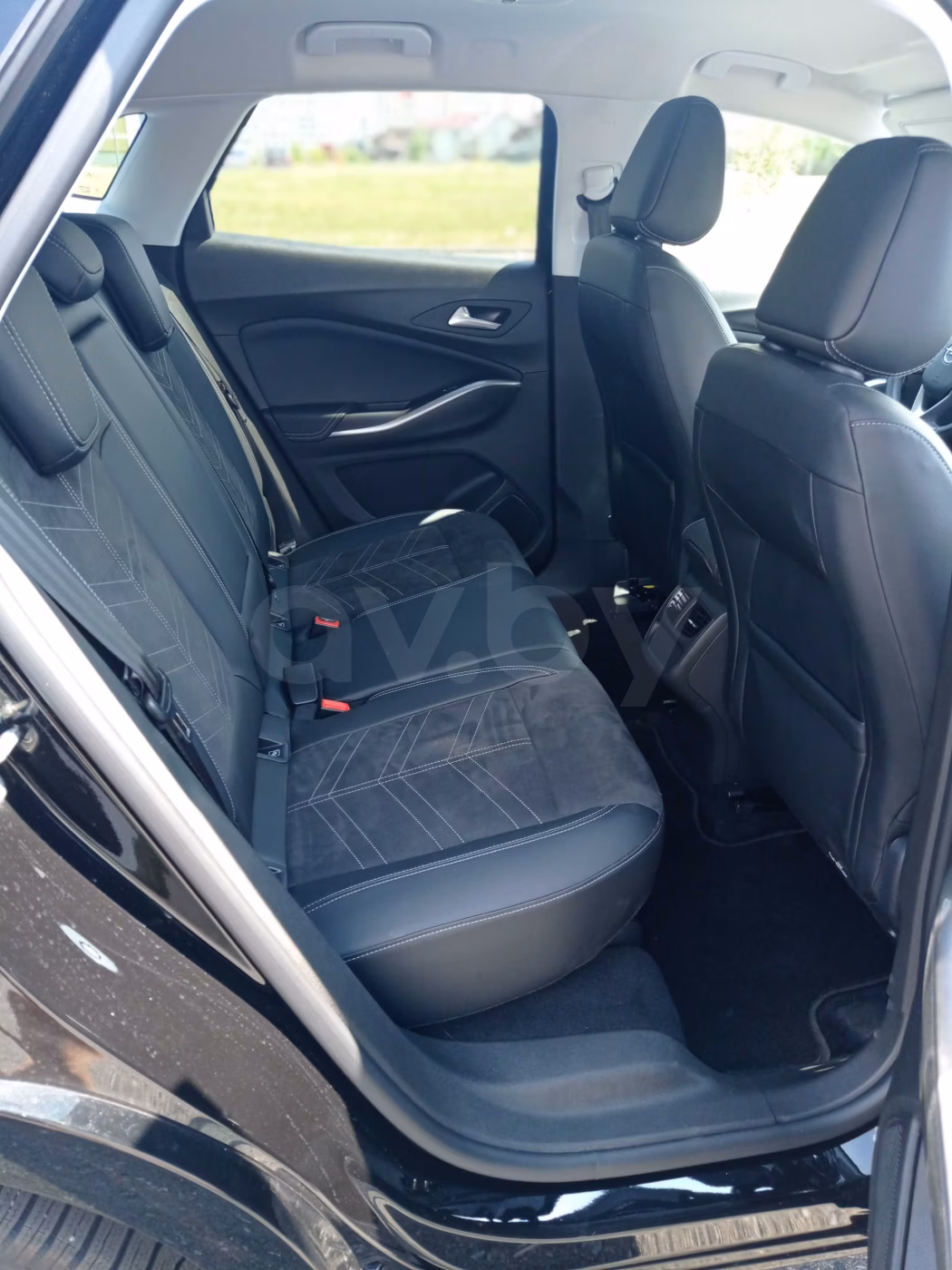 Opel Grandland X фото 15