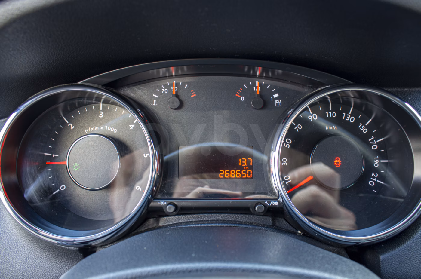 Peugeot 5008 фото 13