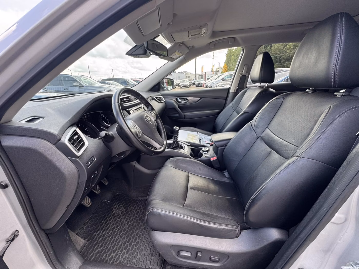 Nissan X-Trail фото 18