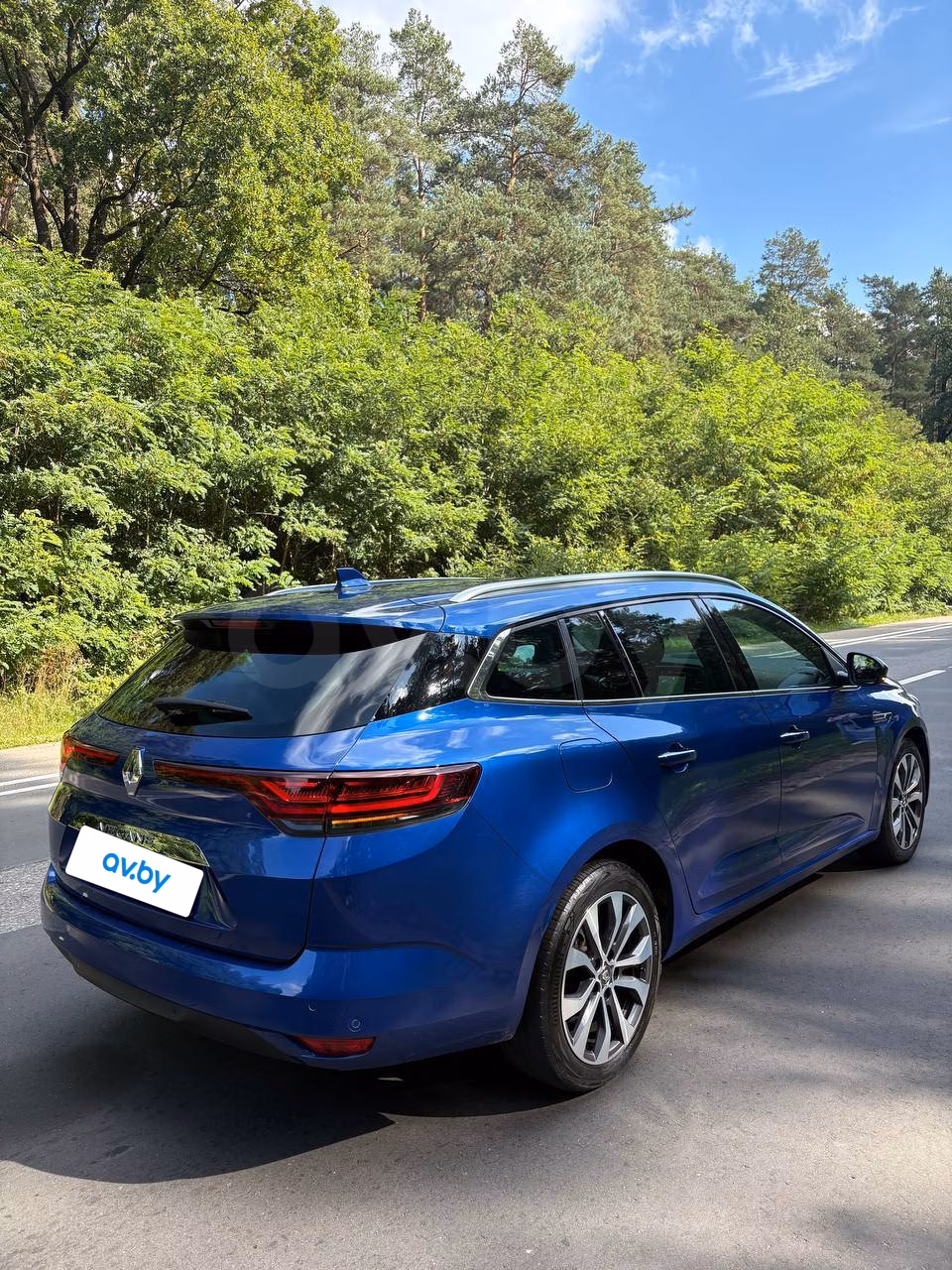 Renault Megane фото 8