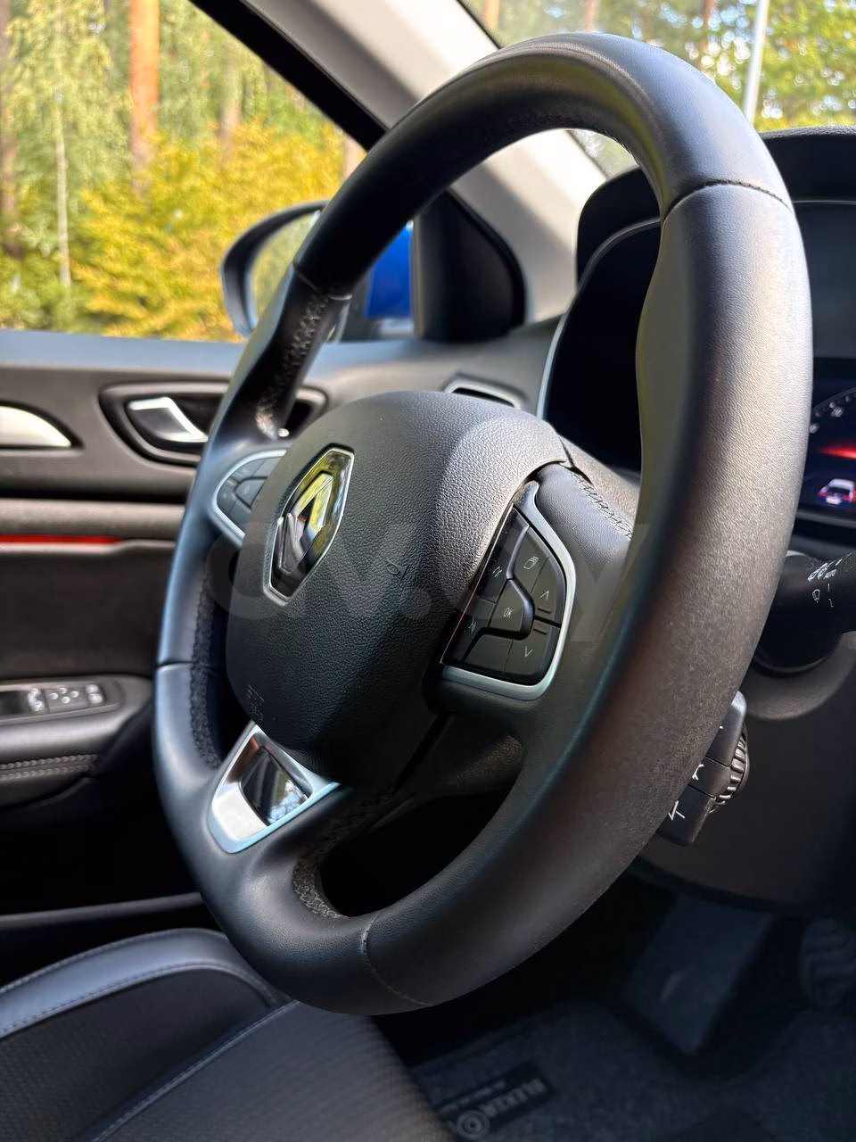 Renault Megane фото 16
