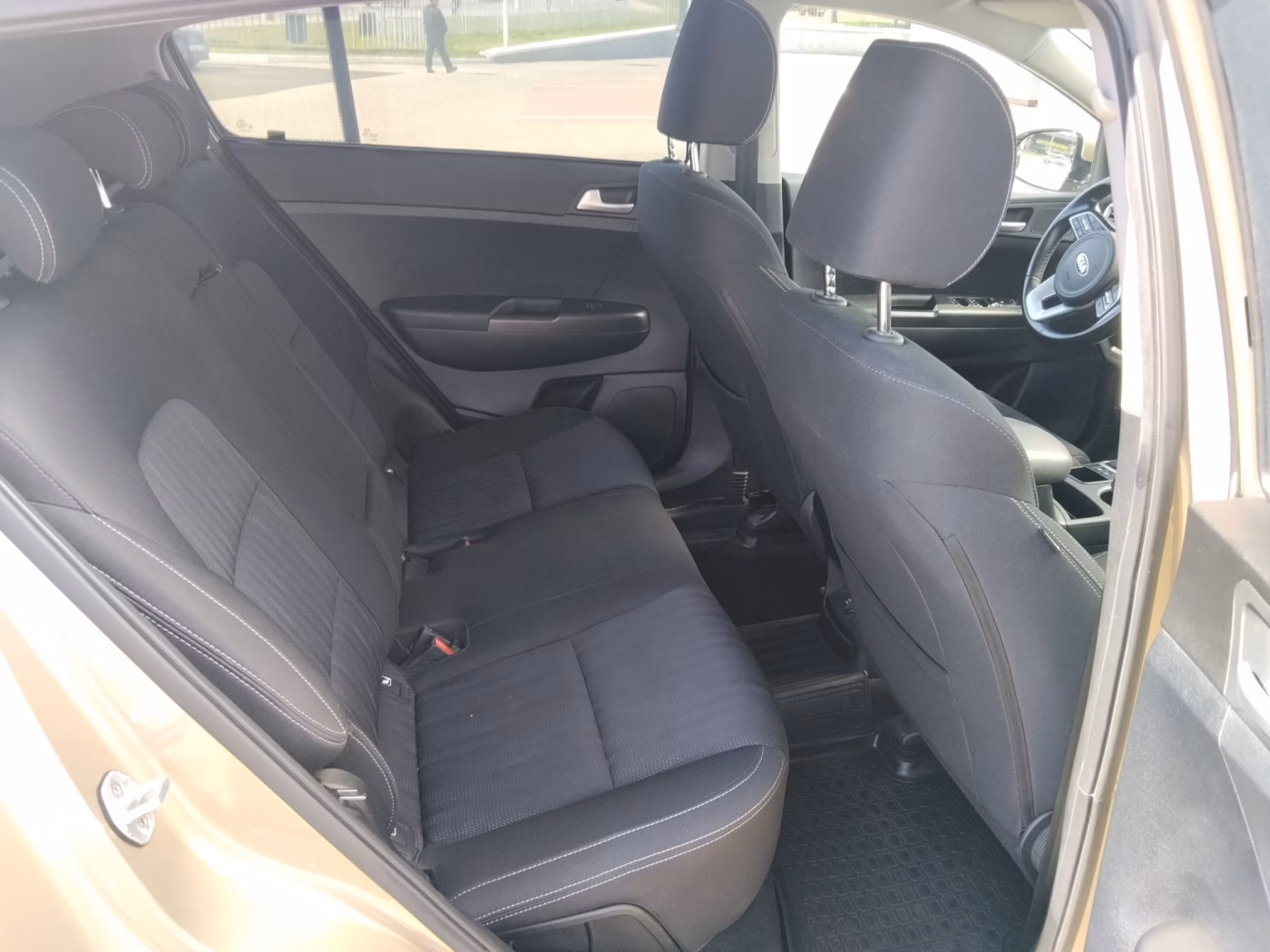 Kia Sportage фото 16
