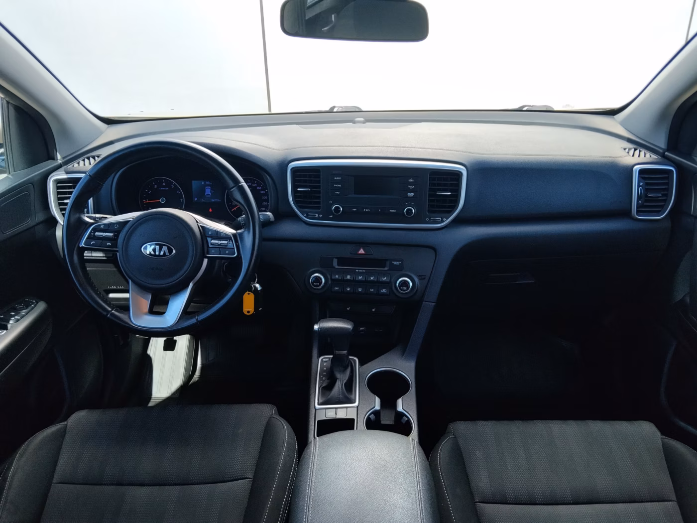 Kia Sportage фото 10