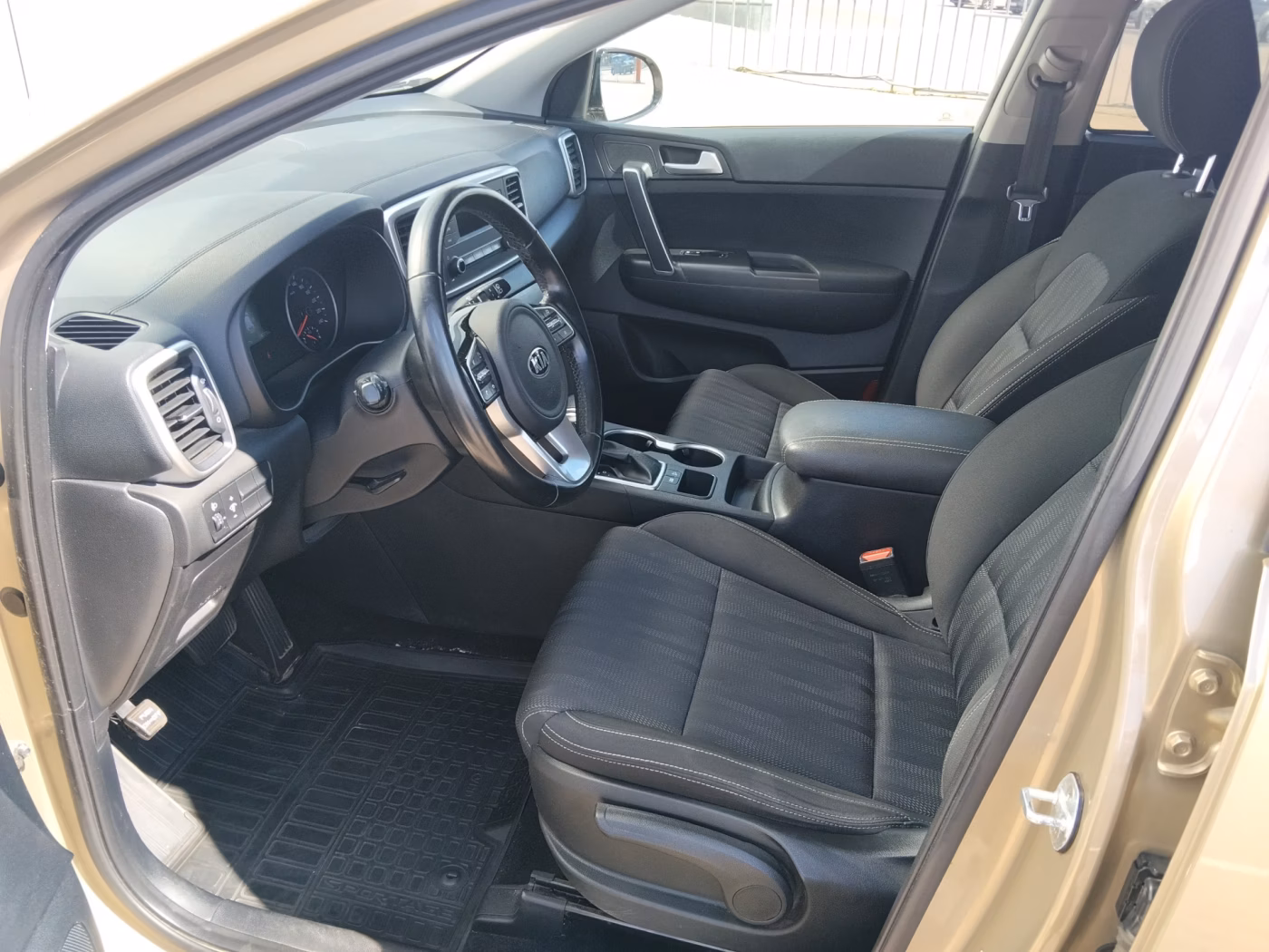 Kia Sportage фото 9