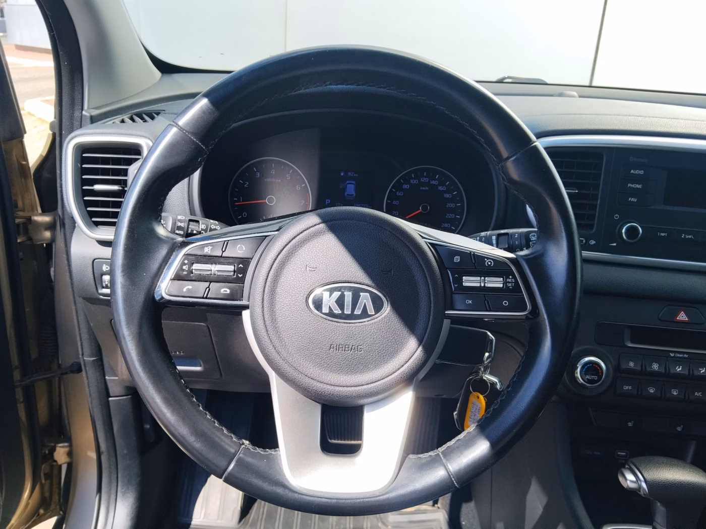 Kia Sportage фото 11
