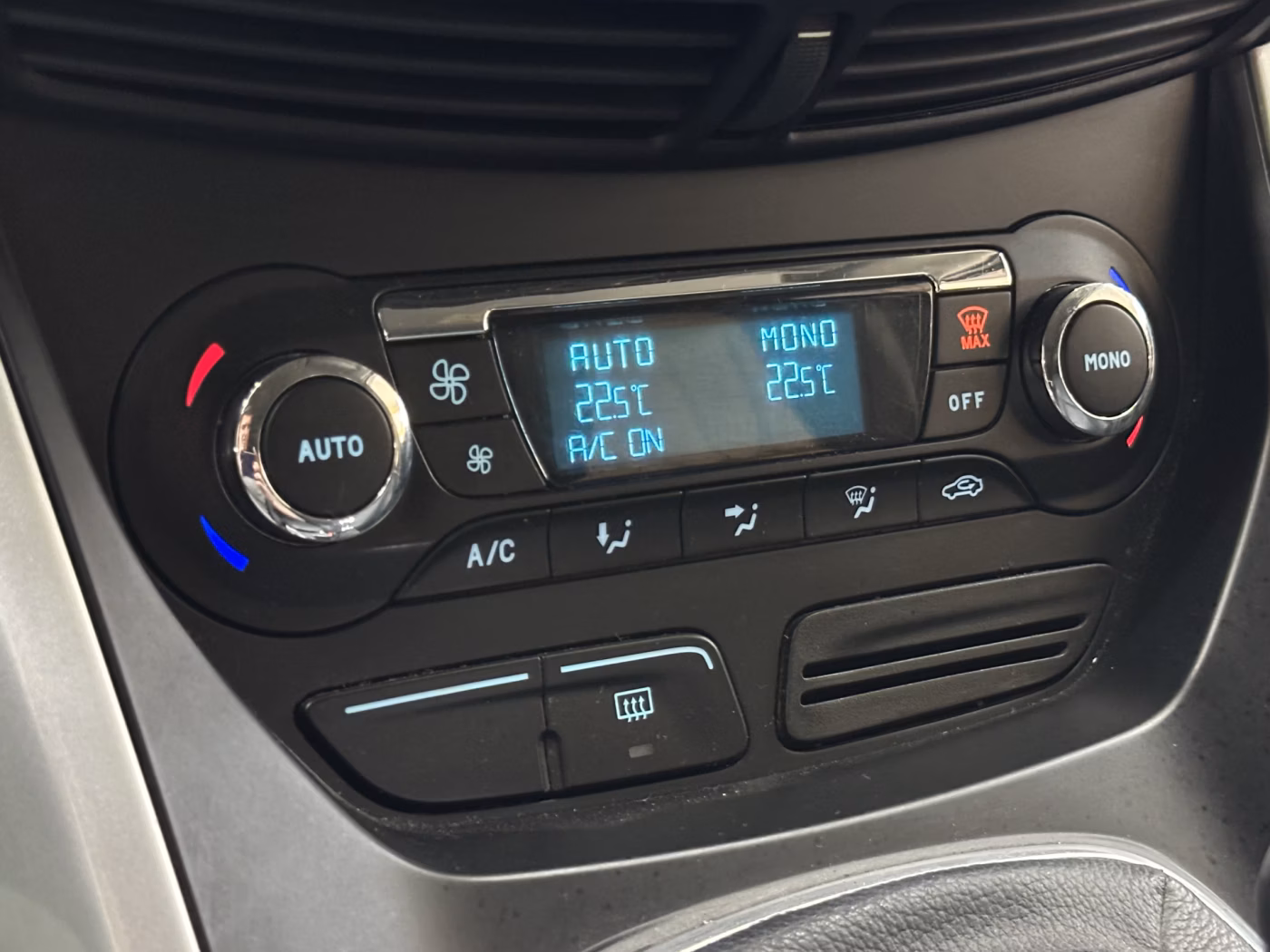 Ford C-MAX фото 17
