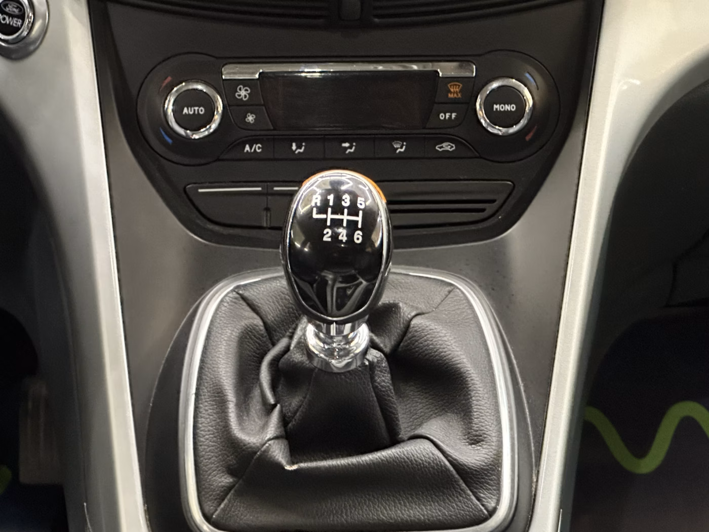 Ford C-MAX фото 20