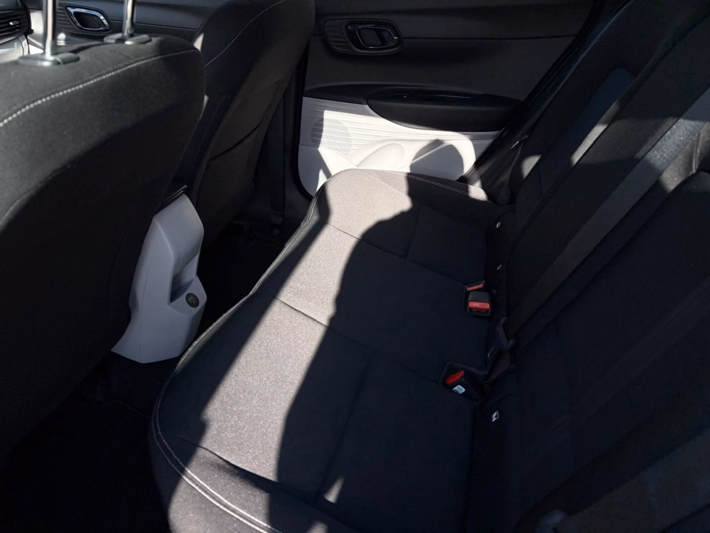 Hyundai i20 фото 11