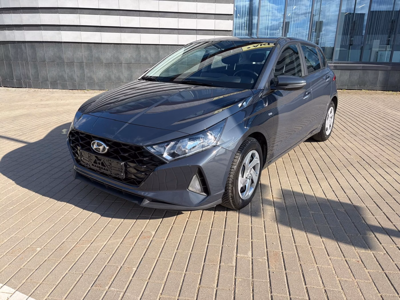 Hyundai i20 фото 2