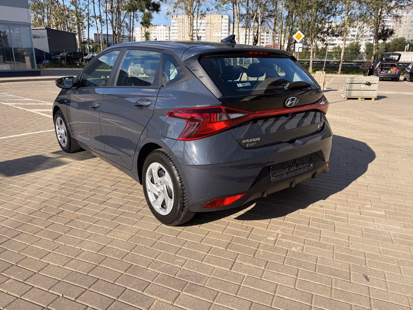 Hyundai i20 фото 5