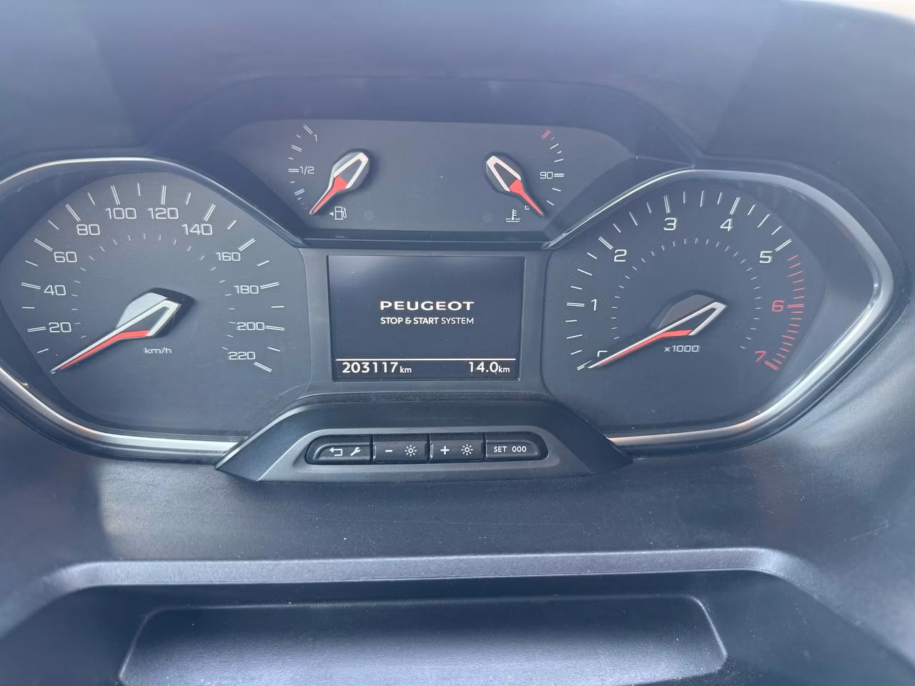 Peugeot Rifter фото 19