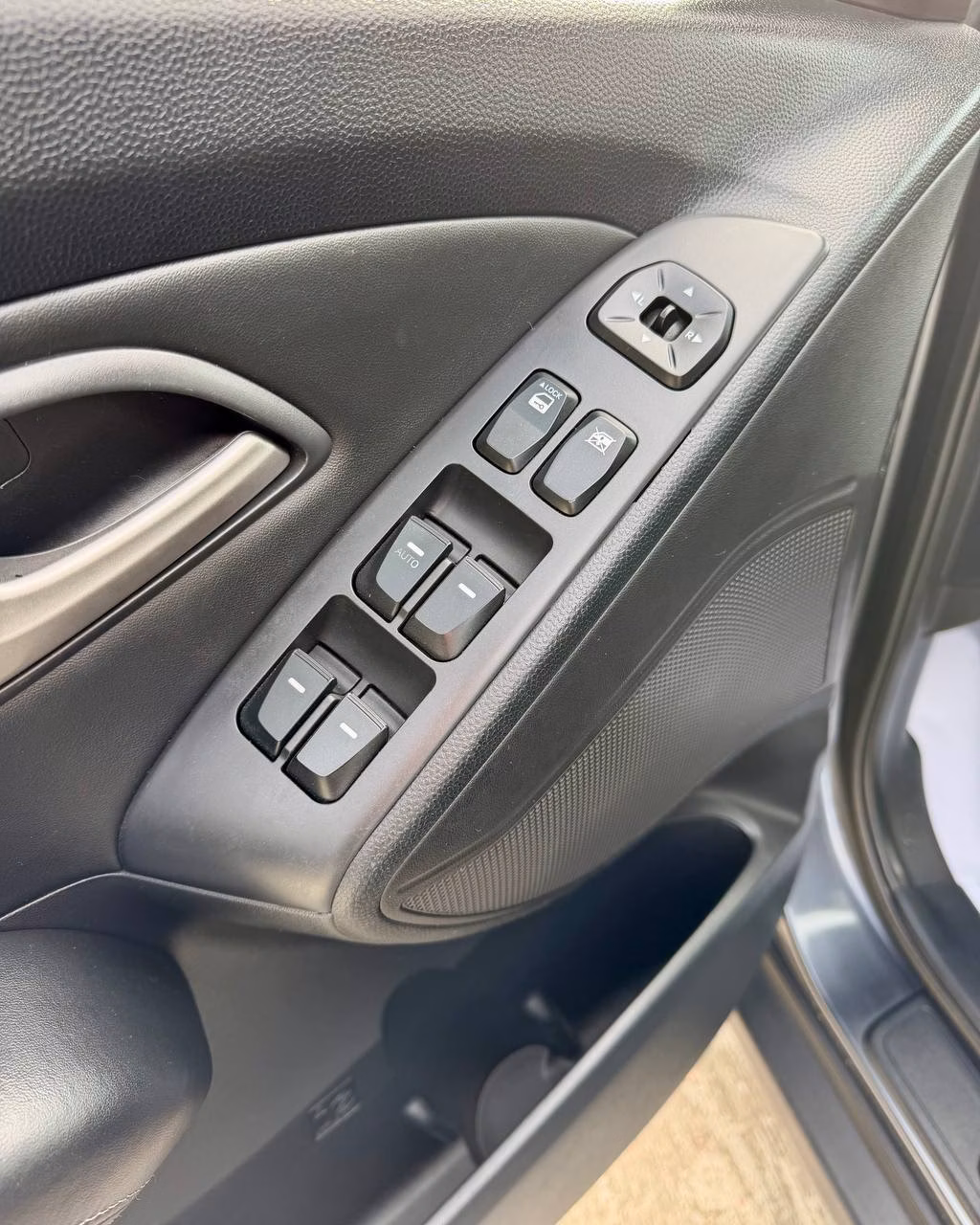 Hyundai ix35 фото 15