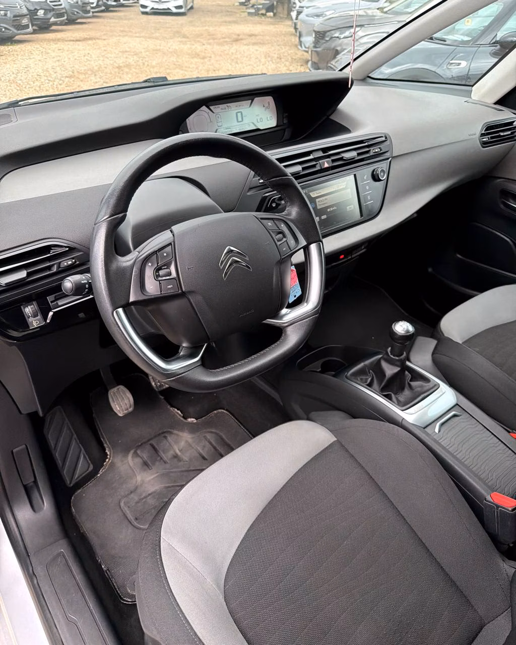 Citroen C4 Picasso фото 10