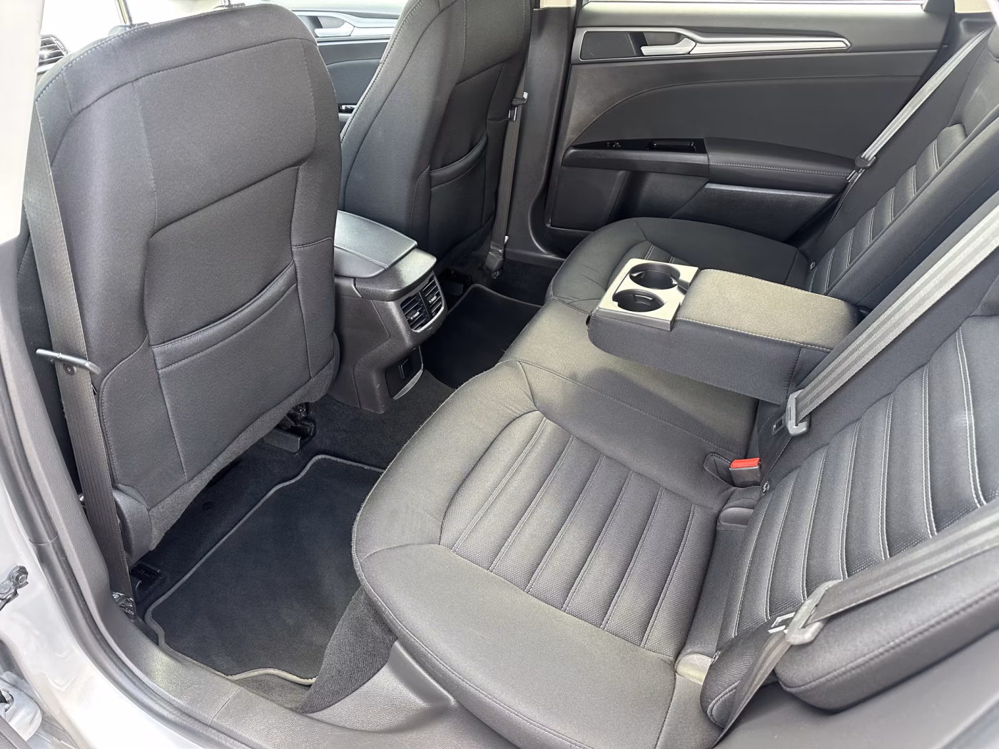 Ford Mondeo фото 9