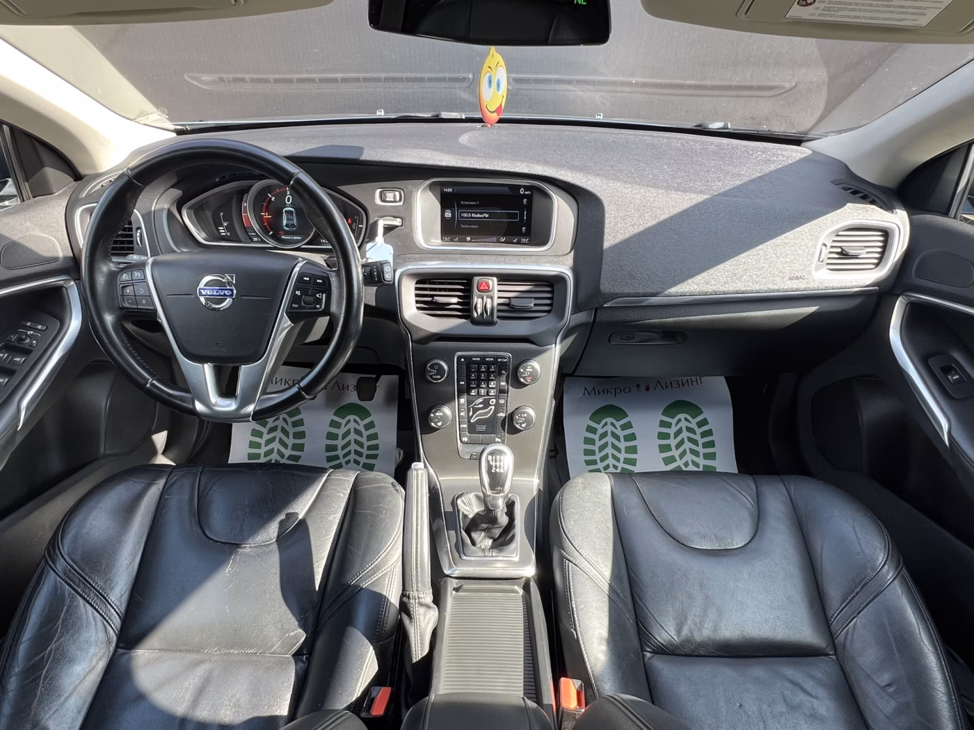 Volvo V40 фото 19