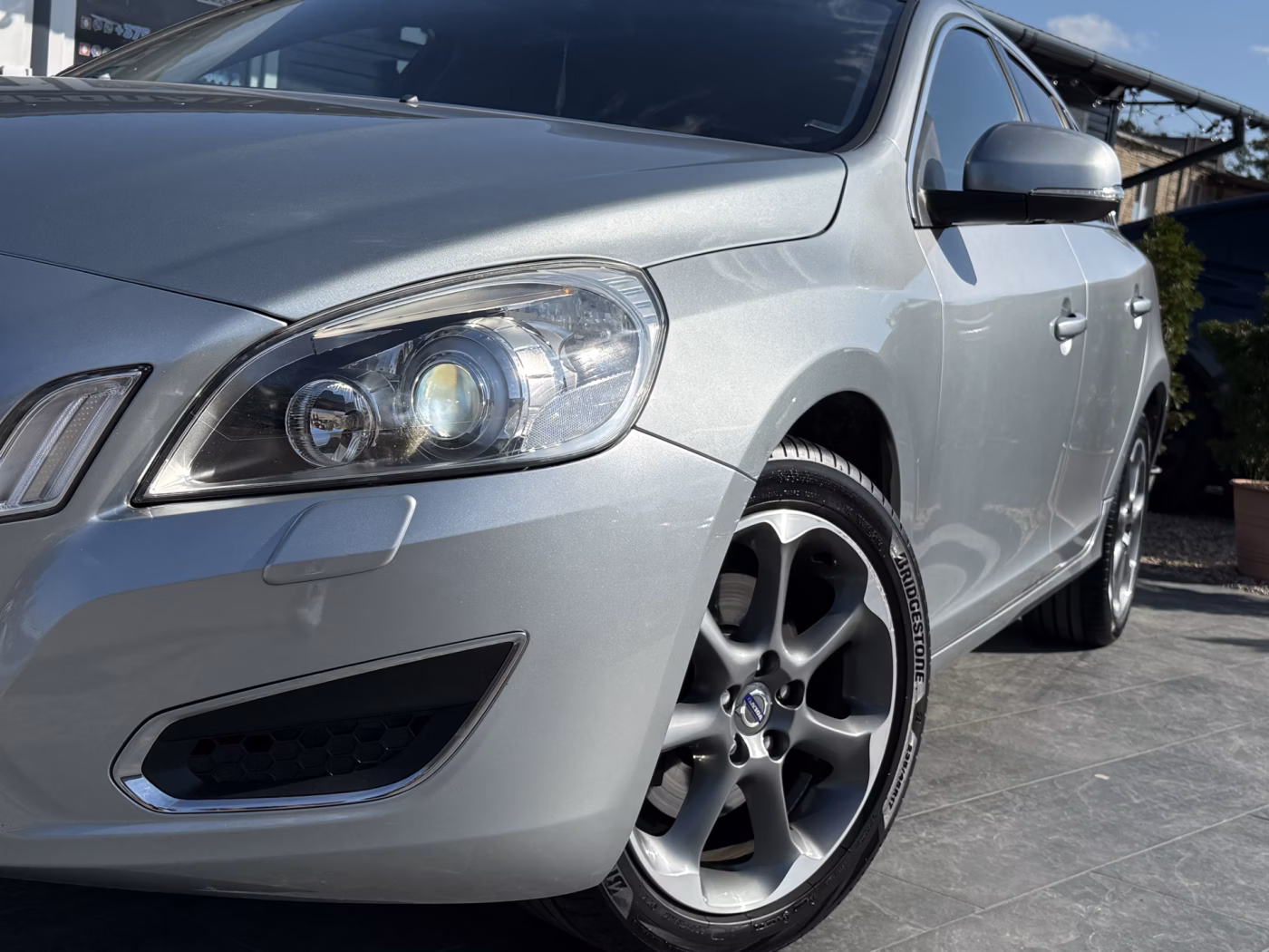 Volvo V60 фото 7