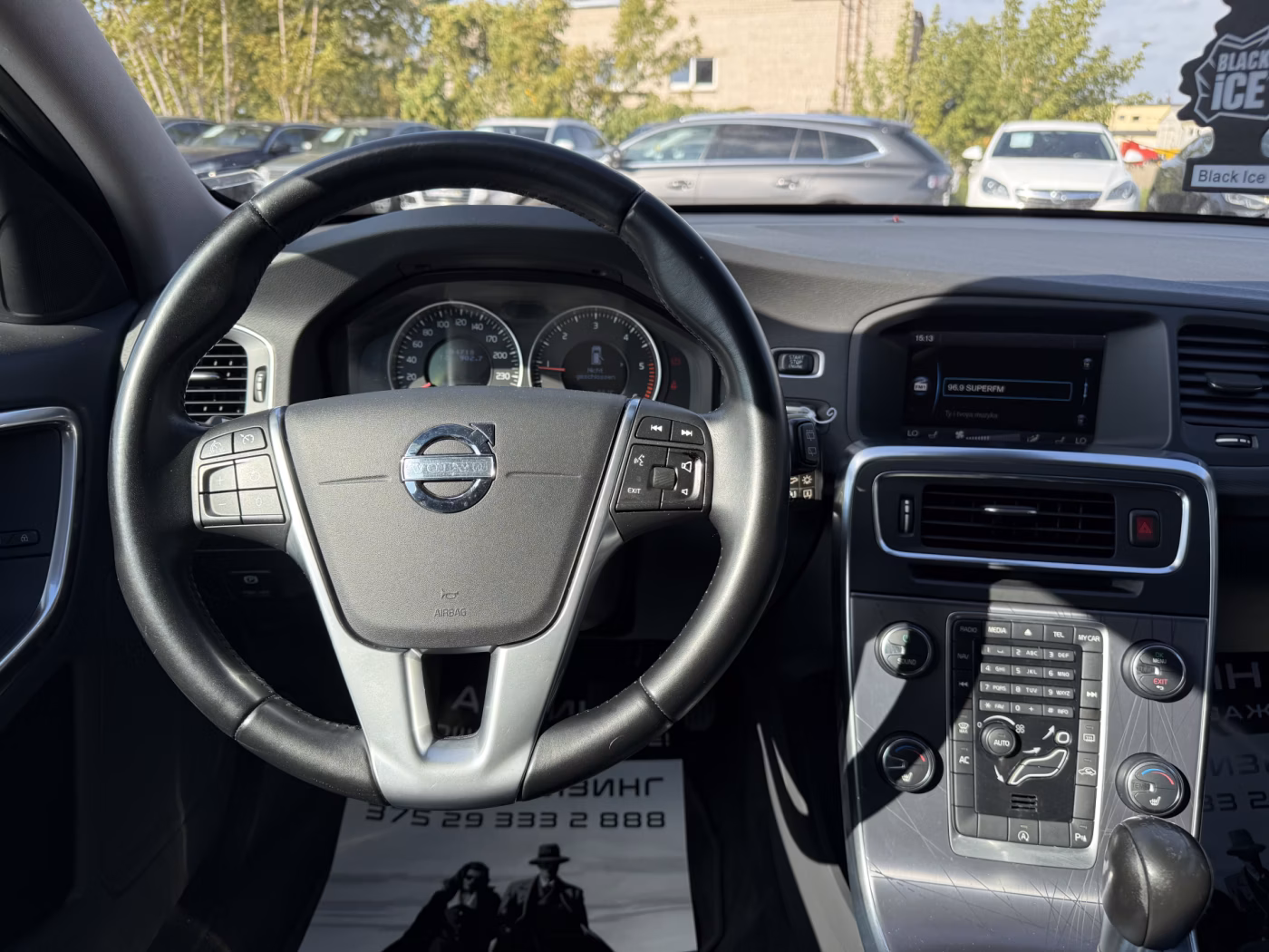 Volvo V60 фото 16