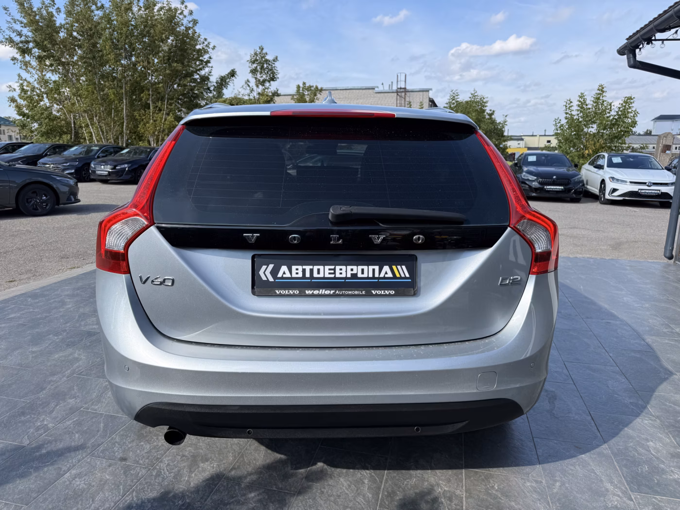 Volvo V60 фото 4