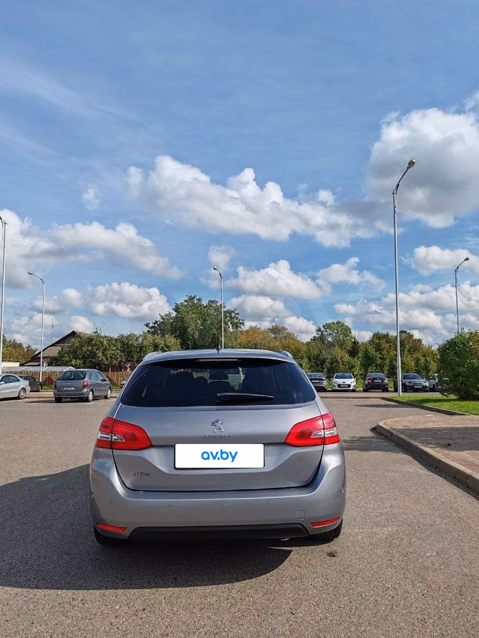 Peugeot 308 фото 6