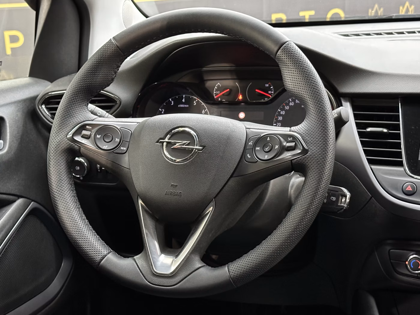 Opel Crossland X фото 11