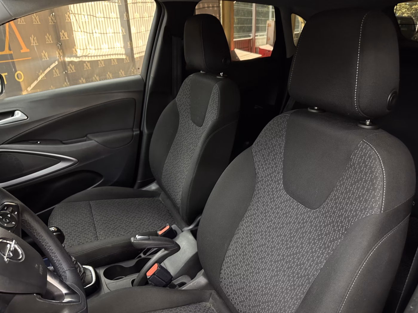 Opel Crossland X фото 21