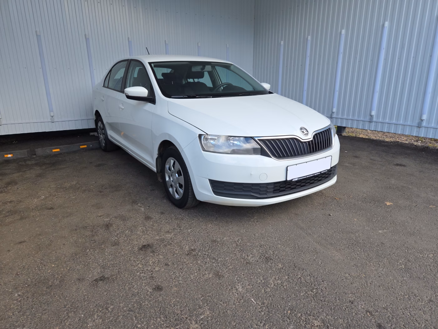 Skoda Rapid фото 3