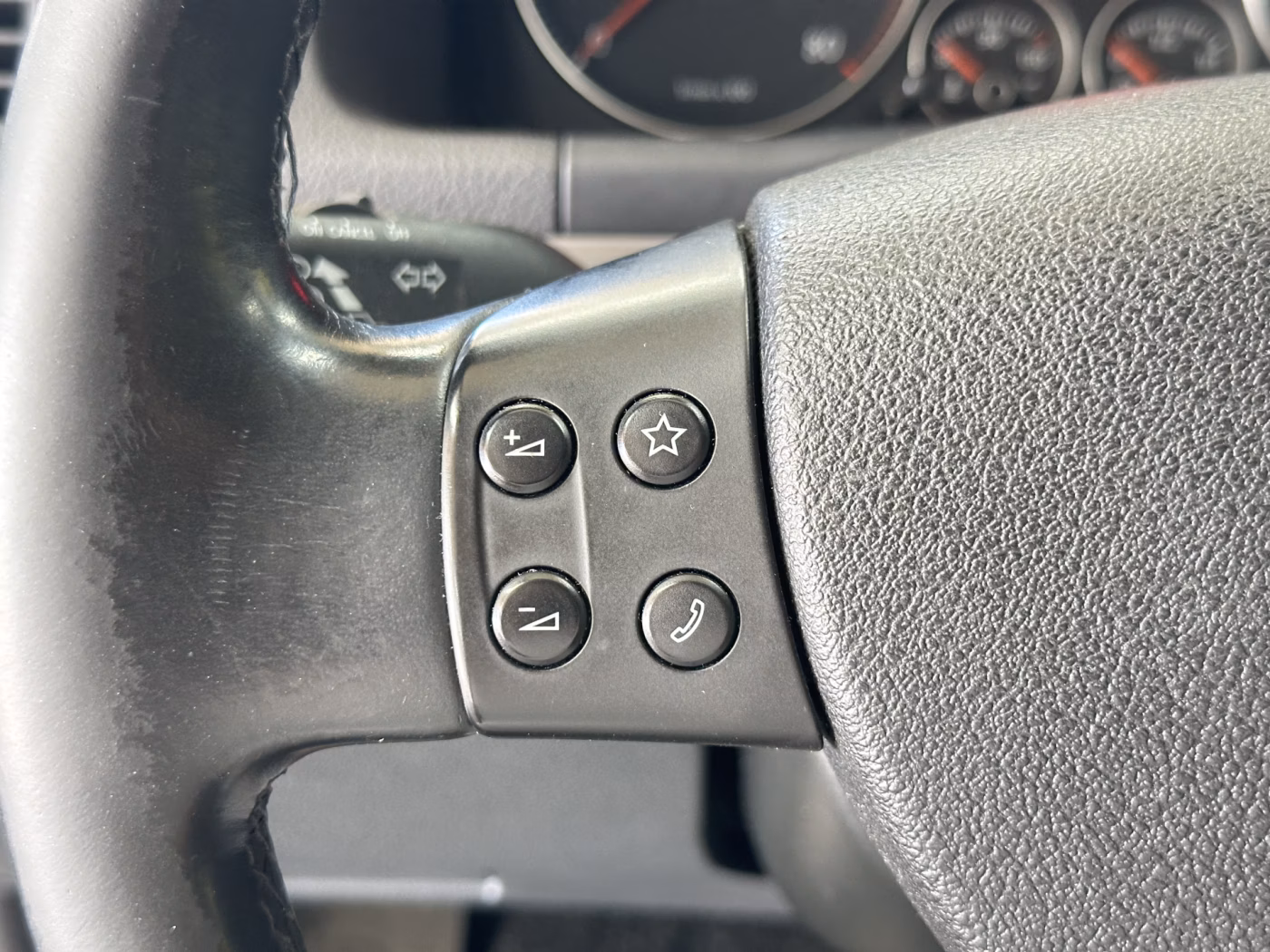 Volkswagen Touran Cross фото 20