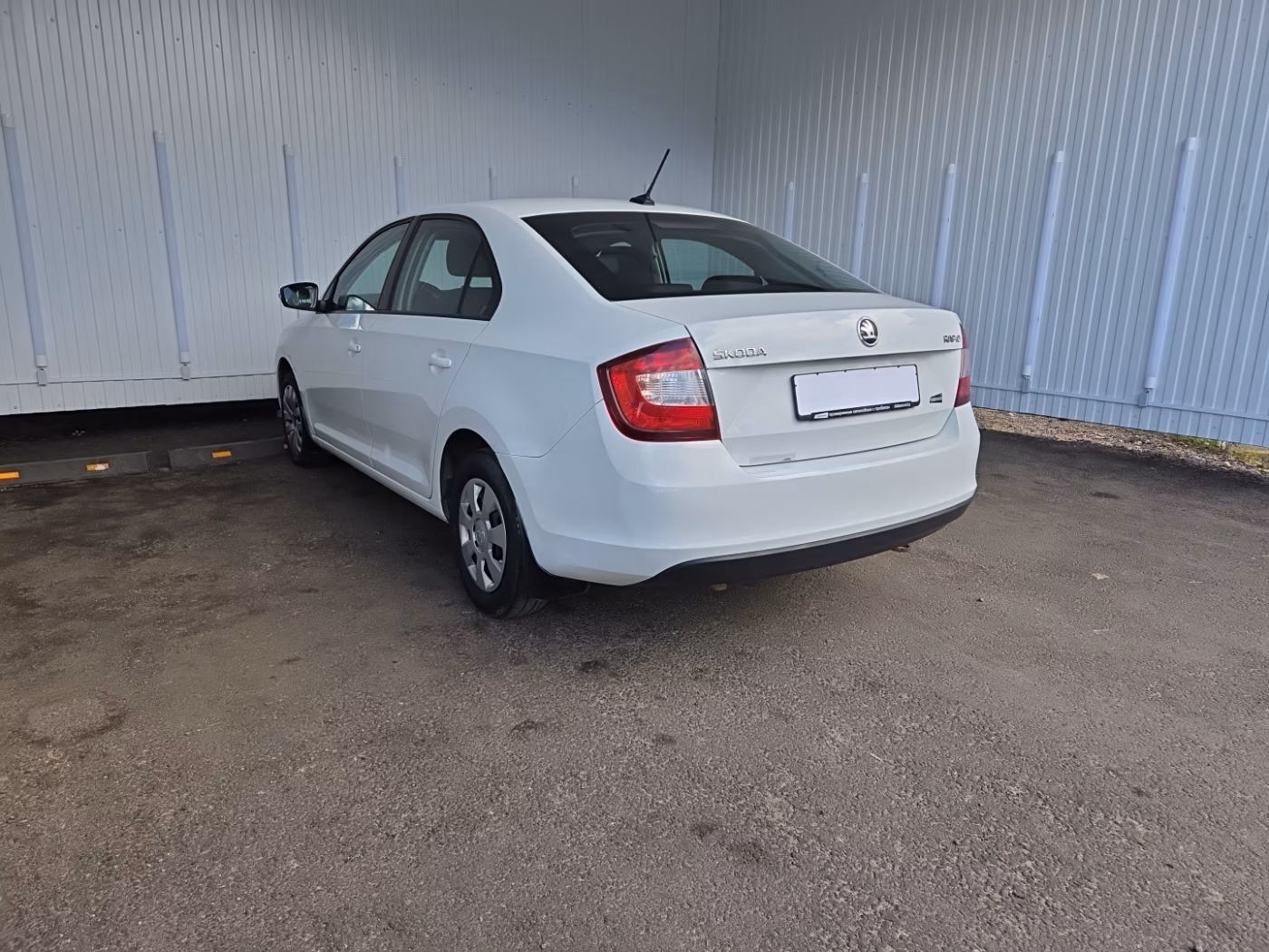 Skoda Rapid фото 7