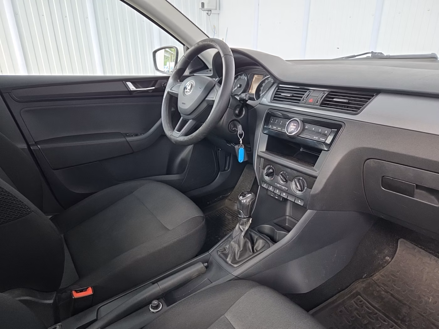 Skoda Rapid фото 14