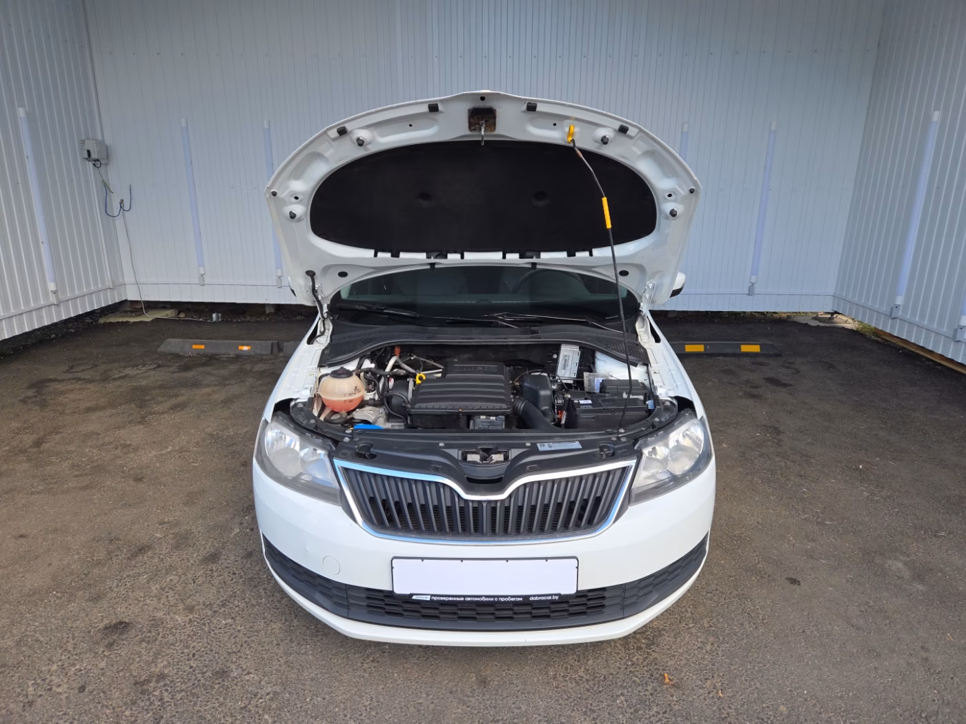 Skoda Rapid фото 16