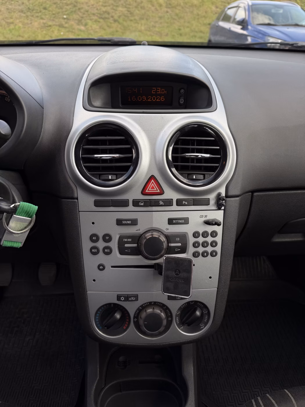 Opel Corsa фото 17