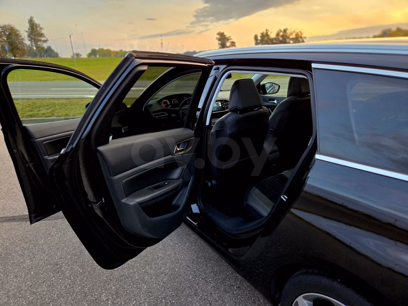 Peugeot 308 фото 12