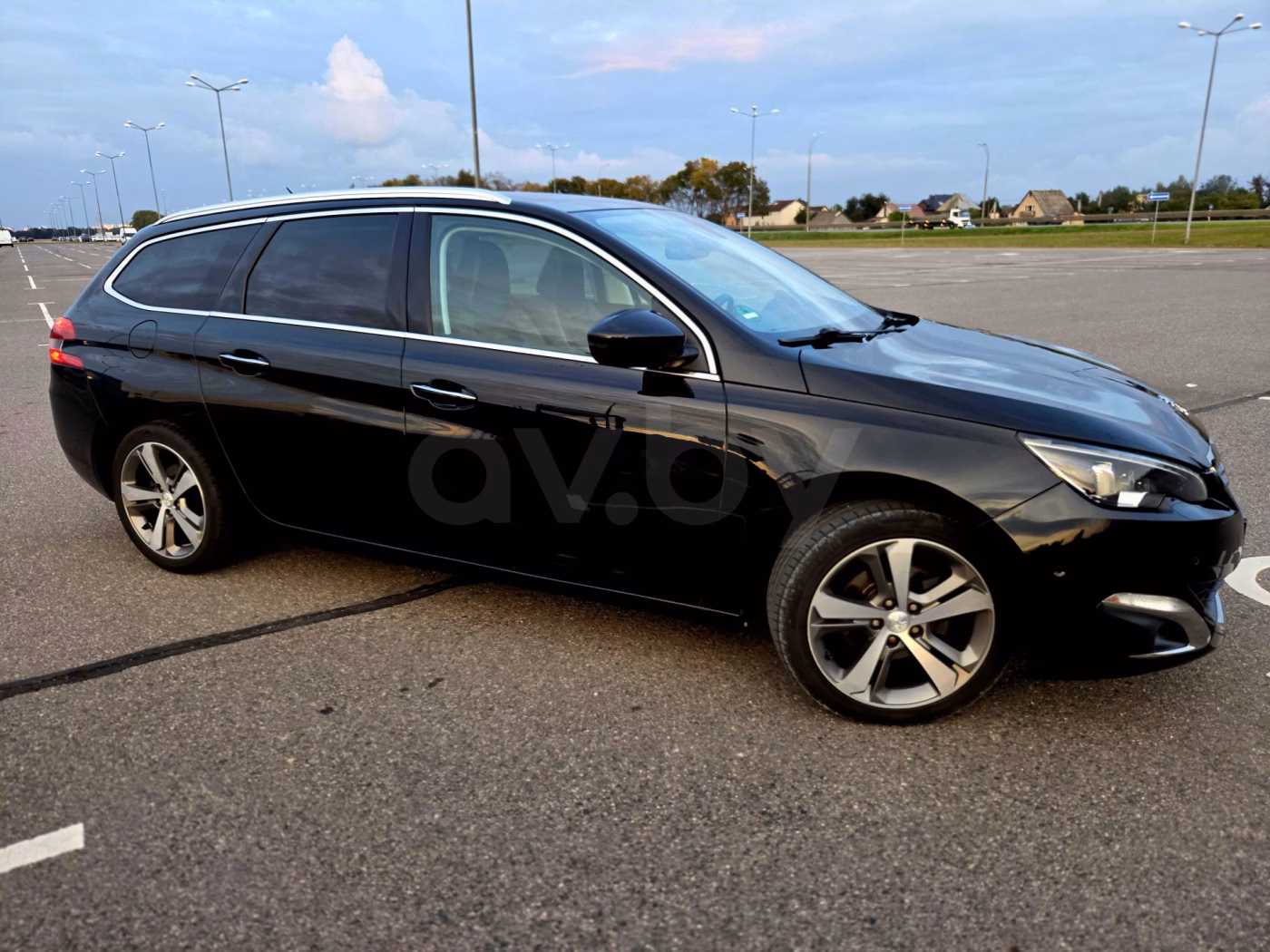 Peugeot 308 фото 7