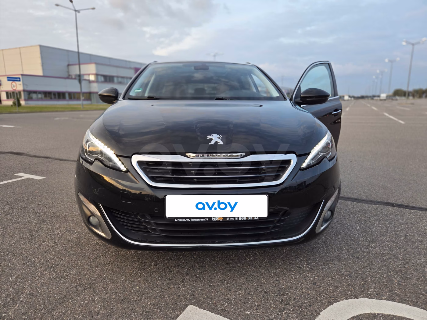 Peugeot 308 фото 2