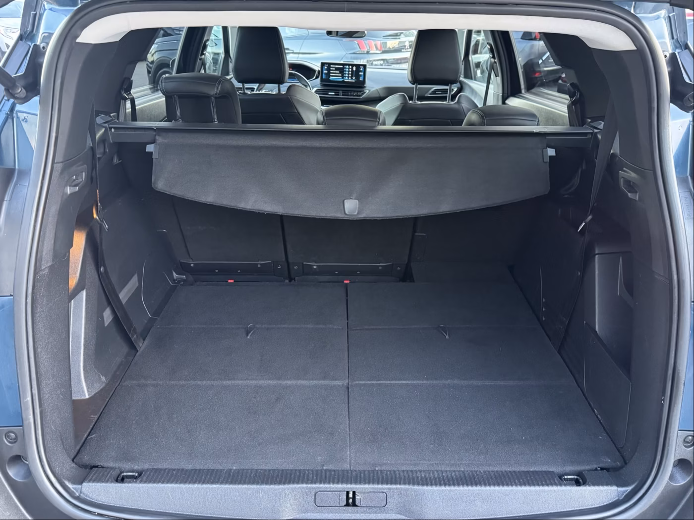 Peugeot 5008 фото 14