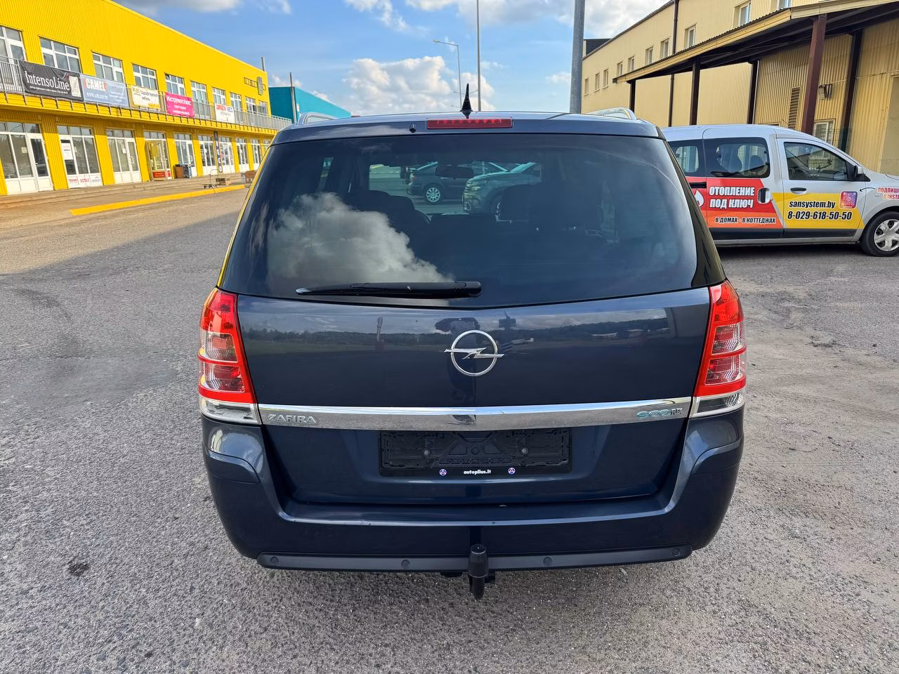 Opel Zafira фото 6