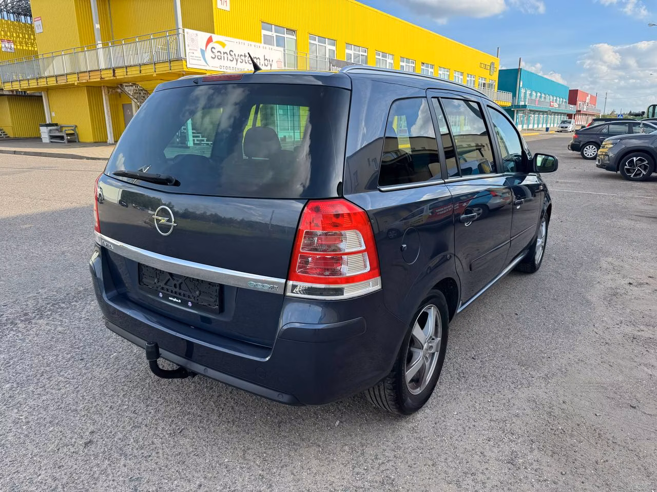 Opel Zafira фото 5