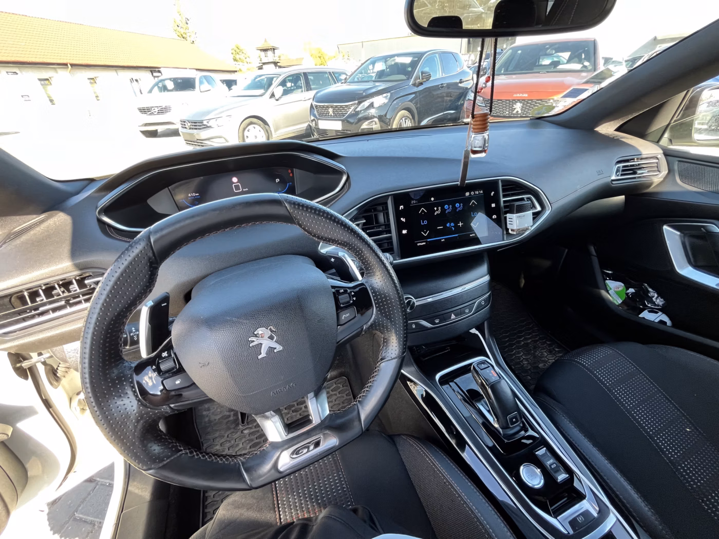 Peugeot 308 фото 23
