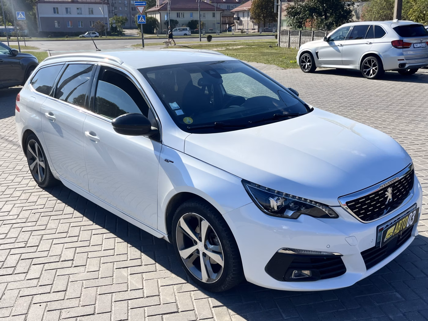 Peugeot 308 фото 4