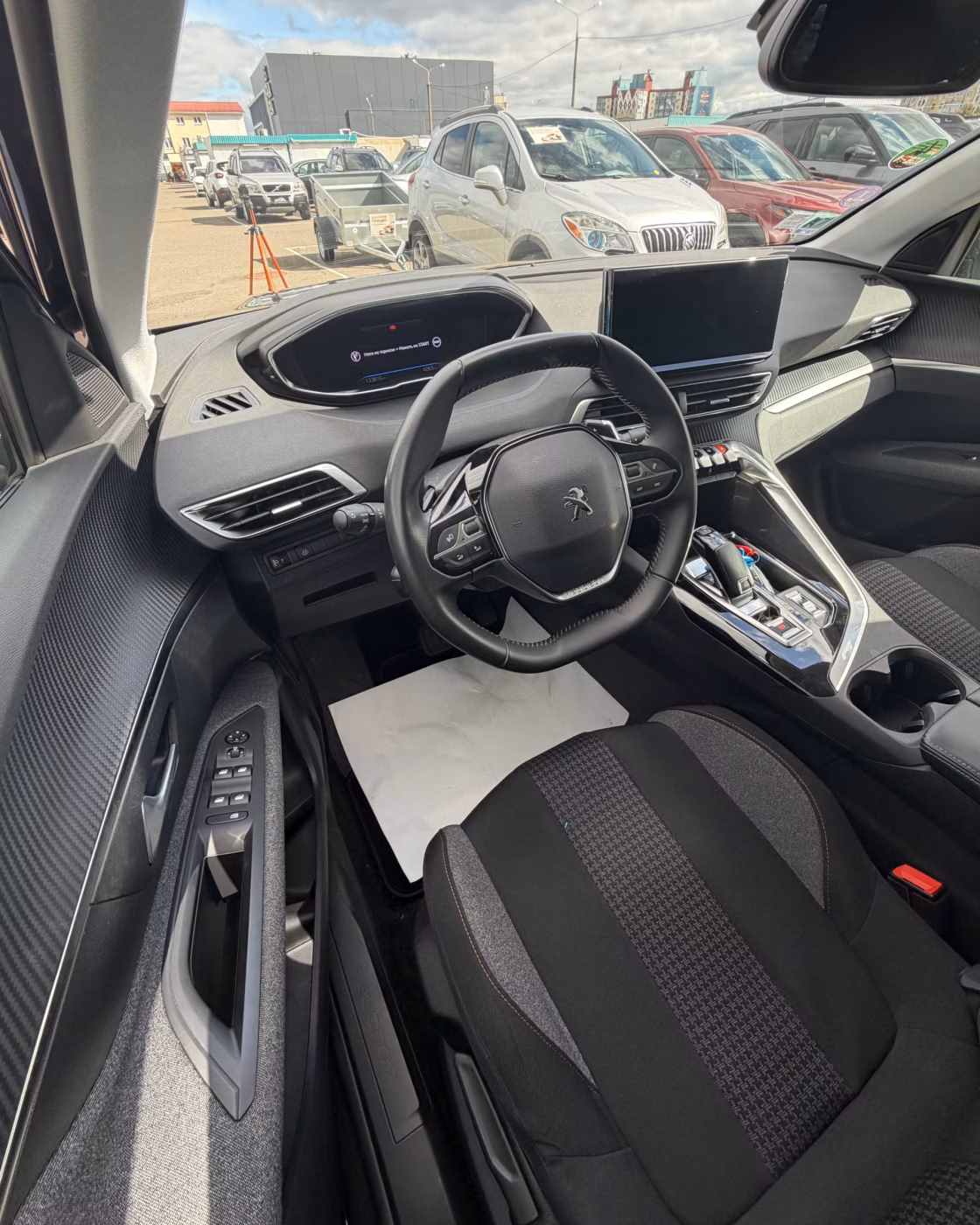 Peugeot 3008 фото 9