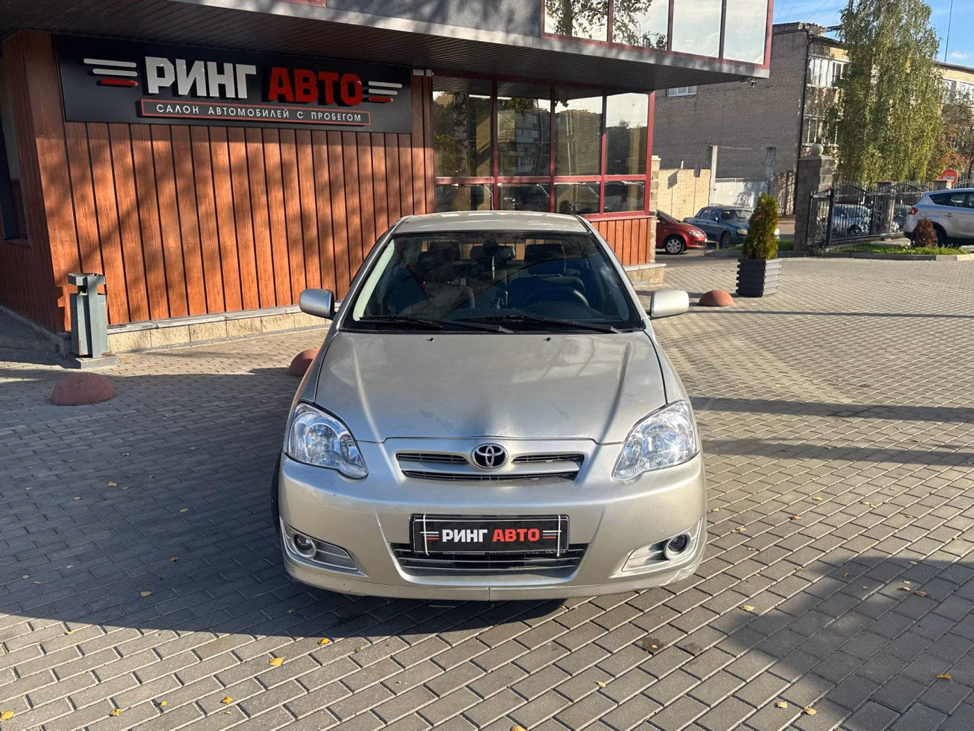 Toyota Corolla фото 2