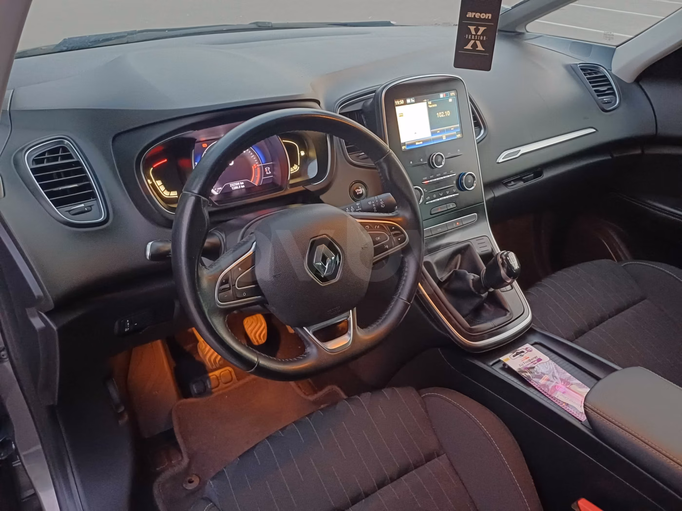 Renault Scenic фото 8
