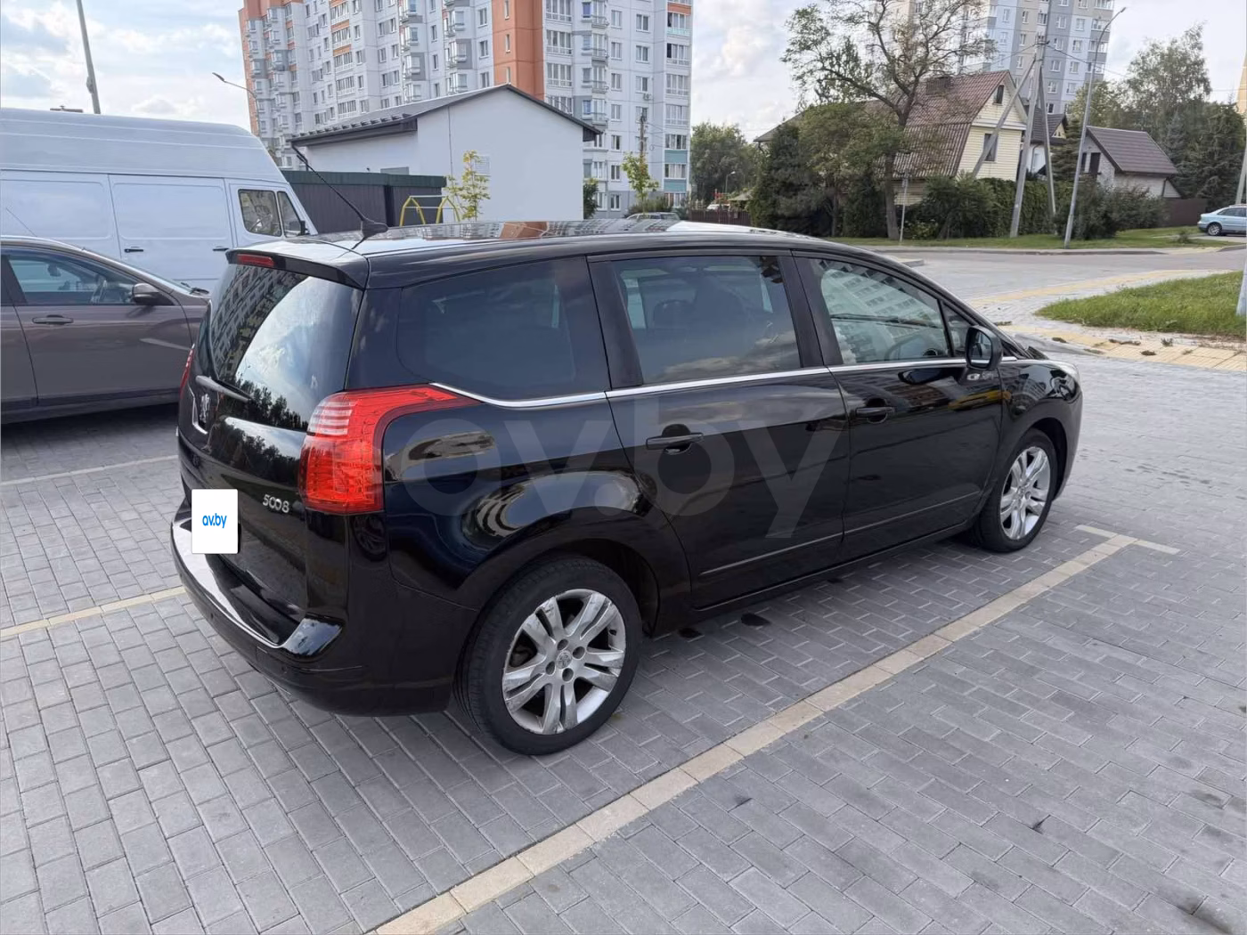 Peugeot 5008 фото 3