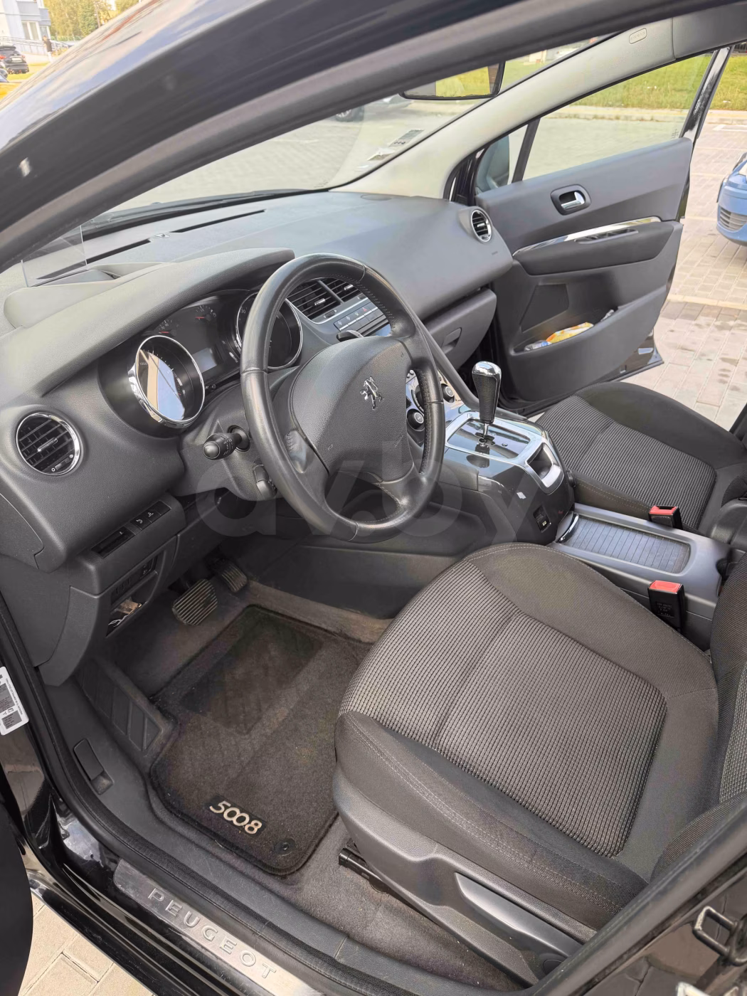 Peugeot 5008 фото 13