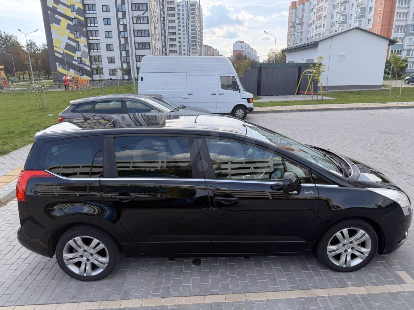 Peugeot 5008 фото 4